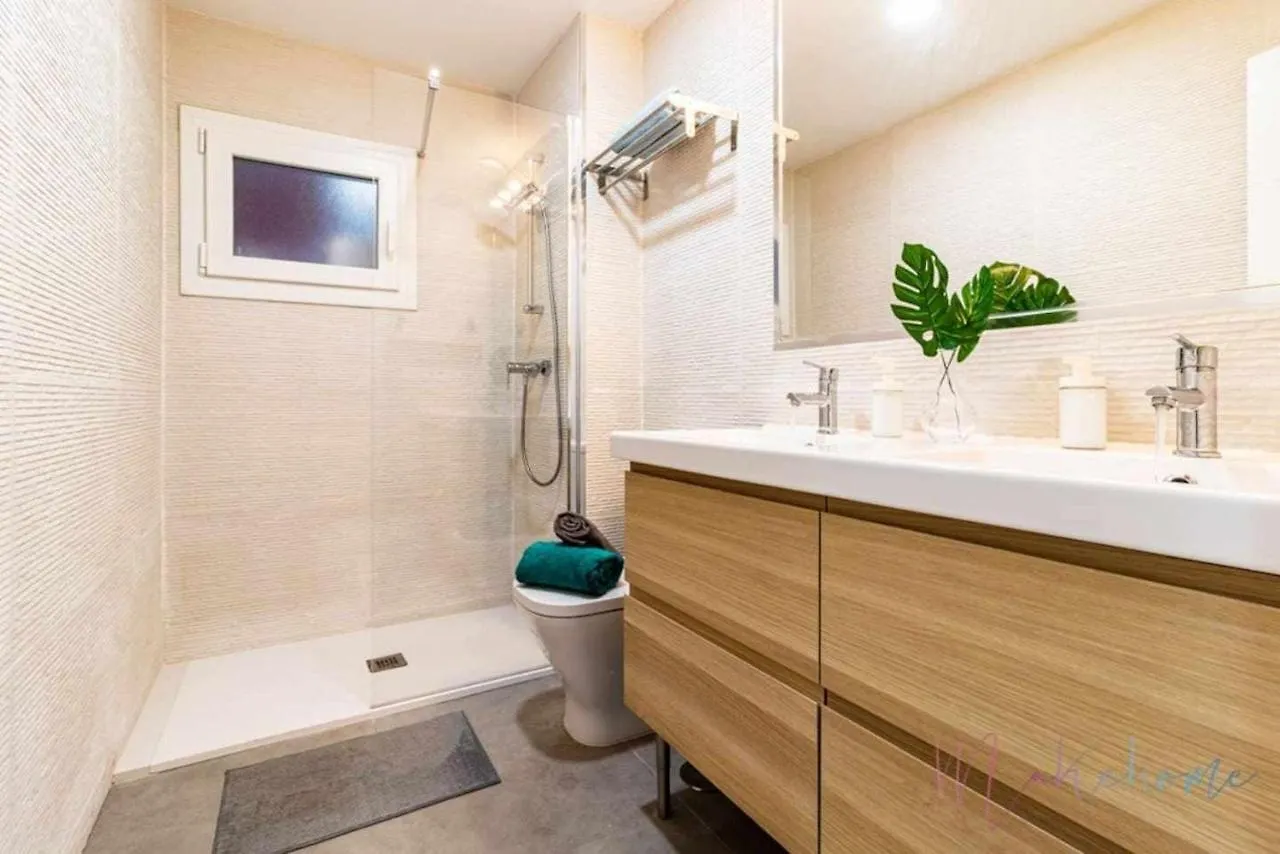 2 Apartamento En Estadio Sevilla 6 Plazas 3 Hab Y Metro Seville