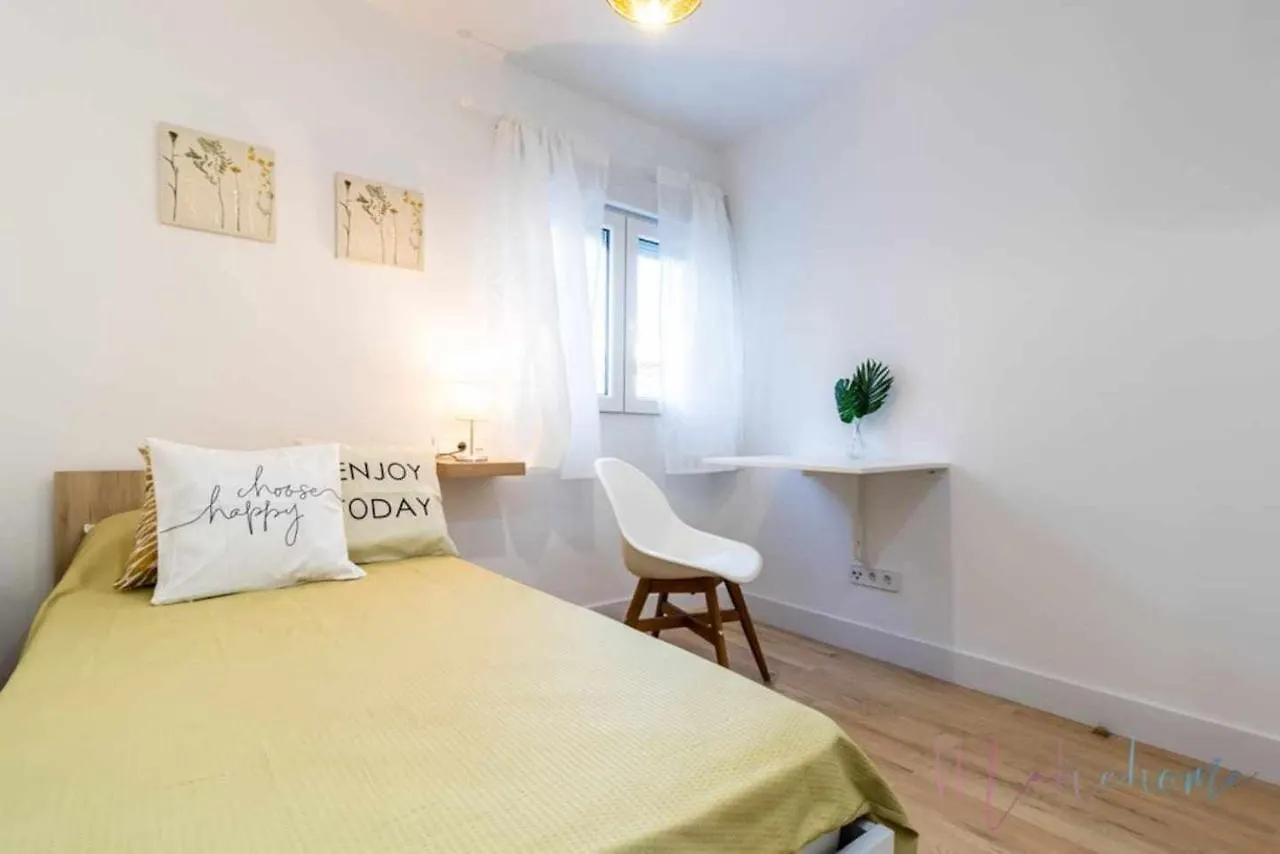 2 Apartamento En Estadio Sevilla 6 Plazas 3 Hab Y Metro Apartment