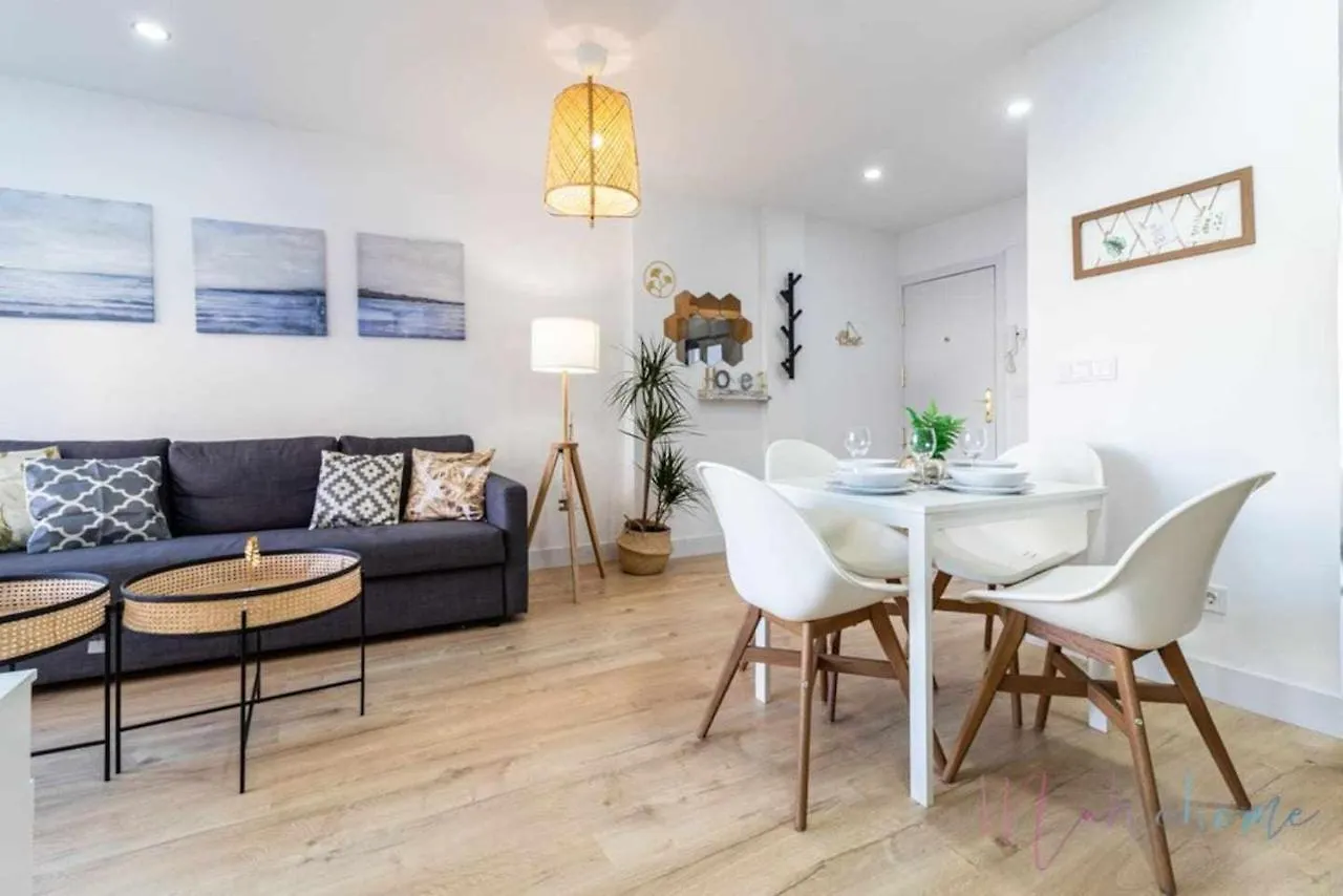 Apartamento 2 En Estadio Sevilla, 6 Plazas Y Metro 0*, Sevilla Spanje